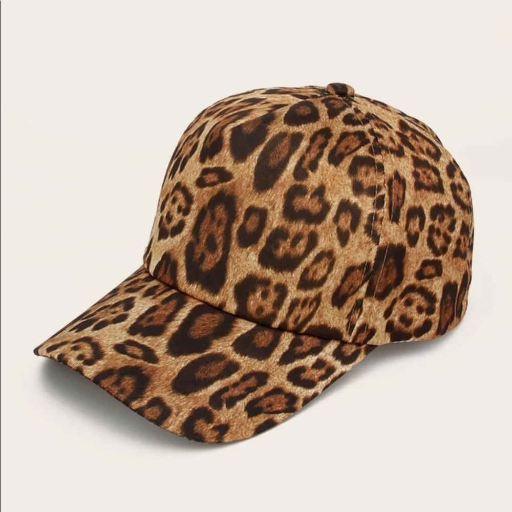 Women’s Leopard Print Baseball Hat
